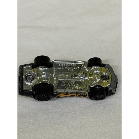 Hot Wheels '69 Corvette-Black w/Gold Graphic Flames-Muscle Car 2010 Collection - Picture 7 of 13